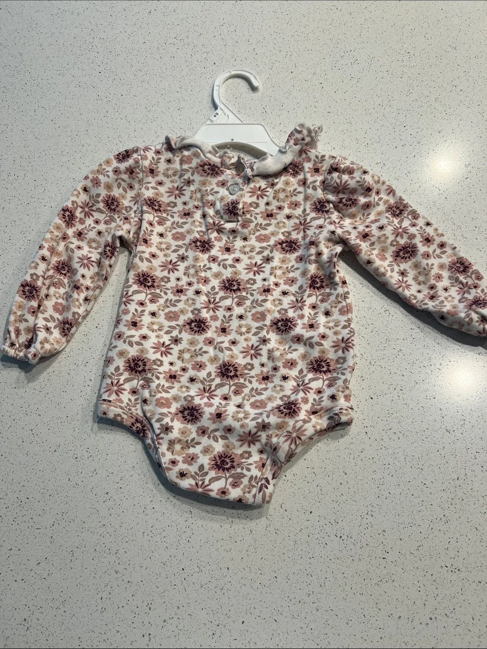 5/$35 used daisy Fuentes 3 piece matching dress set (no callouts)